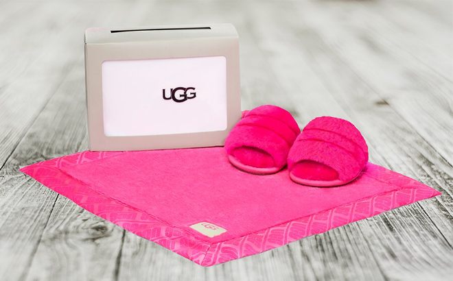 UGG Baby Slides & Blanket Set $31.99