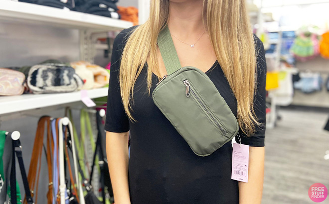 Lululemon Belt Bag Dupe $12 at Target