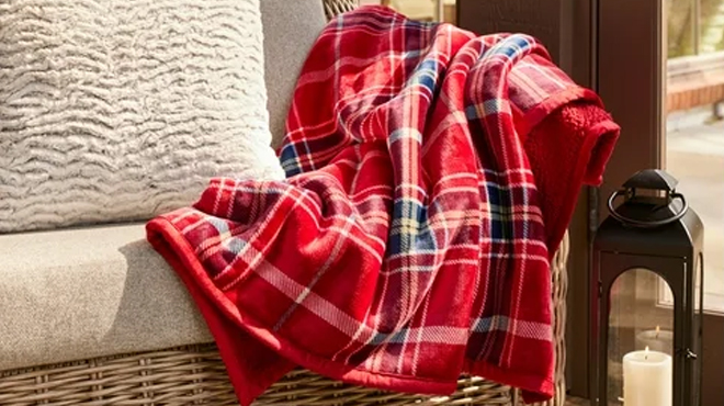 Better Homes Gardens Reverse Faux Throw