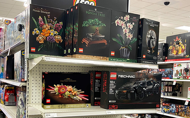 New LEGO Botanical Collection Flower Sets in Stock!