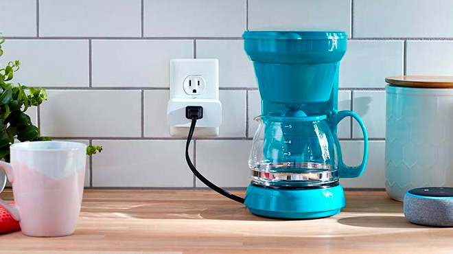 Amazon-Smart-Plug-with-Coffee-Maker Amazon Smart Plug with Coffee Maker