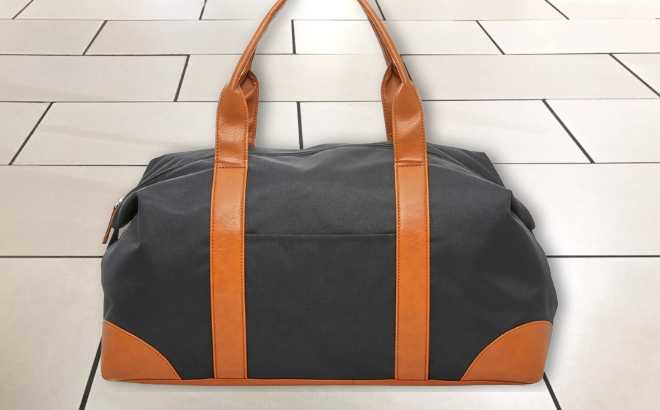 FREE Duffle Bag for DSW VIP Members Free Stuff Finder
