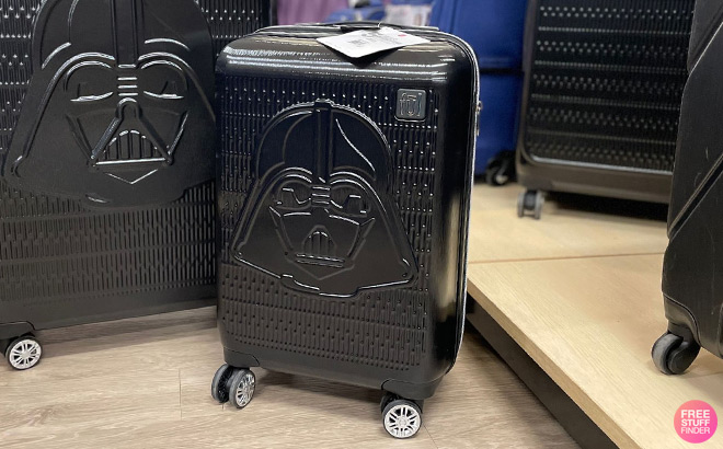 Ful Star Wars Darth Vader 21 Inch Spinner Luggage 1