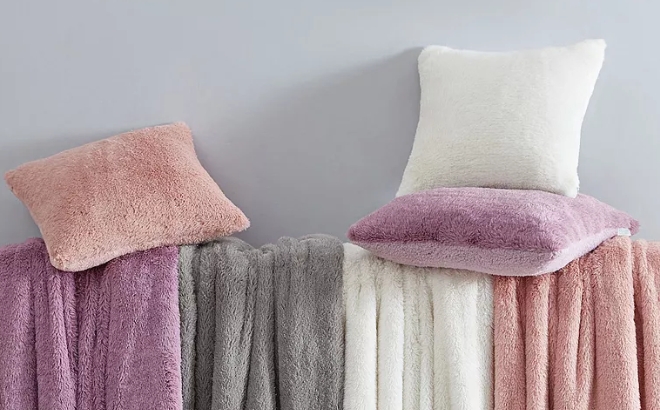 Koolaburra by UGG Shae Faux Fur Kids Throw Pillow Koolaburra by UGG Shae Faux Fur Kids Throw Pillow