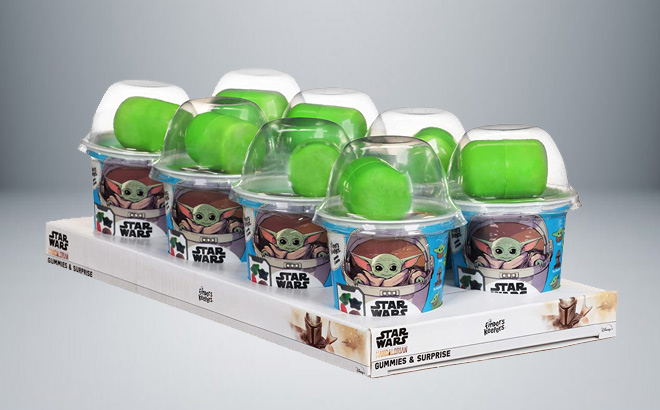 Valentine's Day Mandalorian 8-Pack Toy Gummy Candy Cup $12