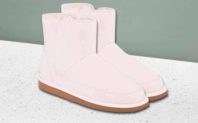 Old Navy Women's Boots $9.73