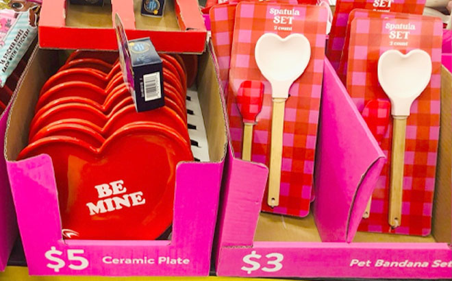 Valentines Day Ceramic Plate and Spatula Set