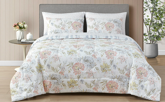 7-Piece Bedding Sets $25 - All Sizes!