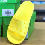crocs-classic-women-slide-sandal-1