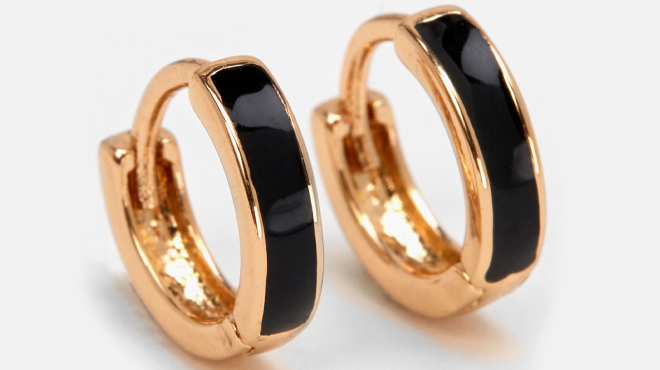 Claires Gold 10MM Huggie Hoop Earrings