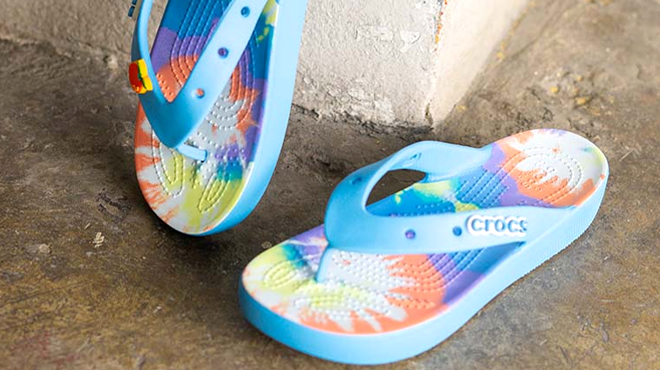 Crocs Classic Platform Tie Dye Flip Flops in Oxygen Color