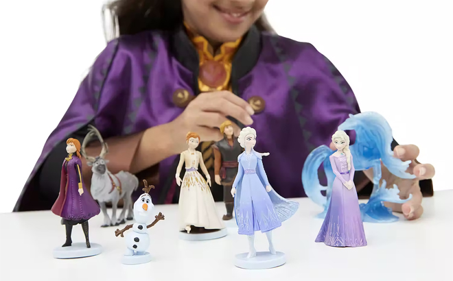 Disney Frozen 2 8 Pc Figurine Playset