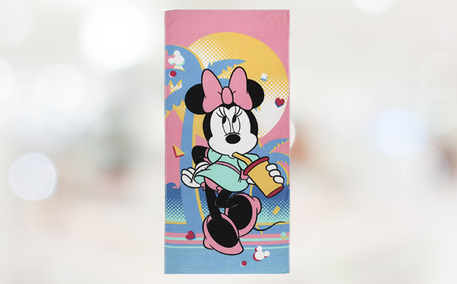 Disney Minnie Mouse Beach Towel