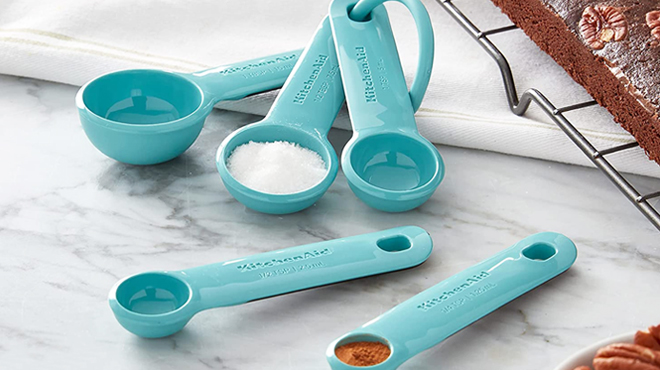 KitchenAid Measuring Spoons Set Of 5 in Aqua Sky Color