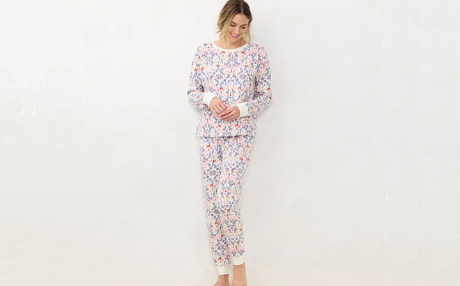 LC Lauren Long Sleeve Pajama Top and Pants Se in CREAM BRIGITTA BLOOMS colorst