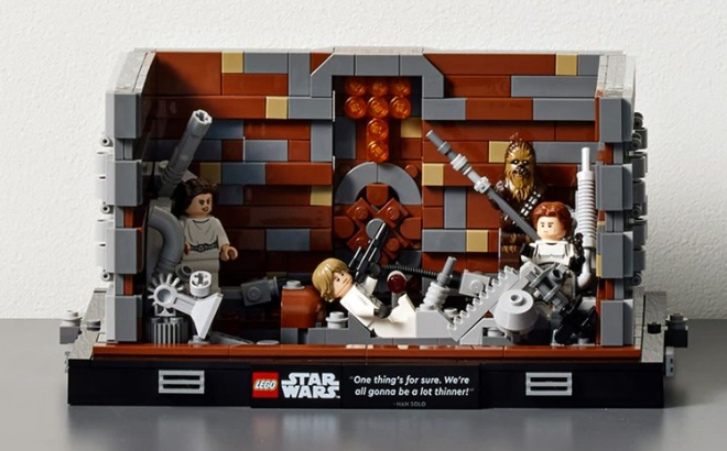 LEGO Star Wars Death Star Trash Compactor Diorama Series