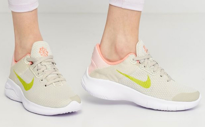 Model Wearing Nike Women's Flex Experience 11 Running Shoes