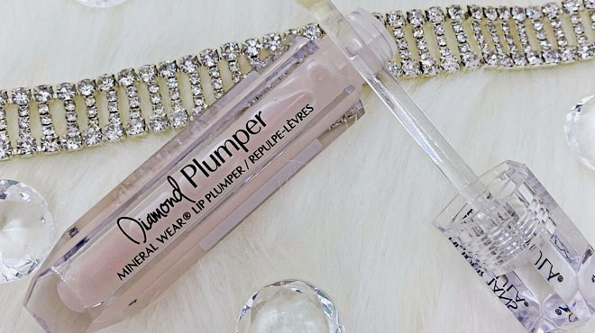 Physicians Formula Mineral Wear Diamond Lip Plumper Gloss Light Pink Princess Cut