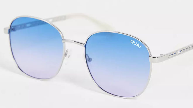 Quay Australia Jezabell Links Sunglasses on Grey Background