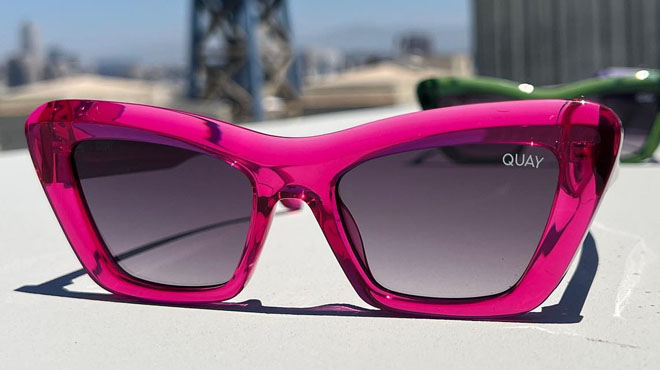 Quay Australia Sunglasses On the Radio Pink Closeup