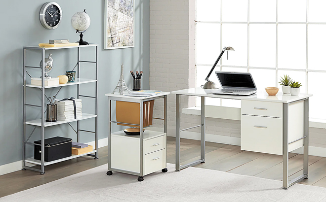 Realspace Halton 48 W Computer Desk White - Office Depot