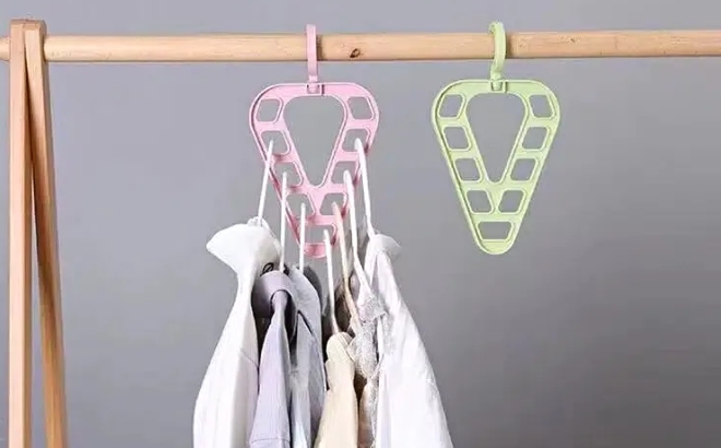 Rotatable Non Slip Triangle 9 Holes Hanger 3 Pack