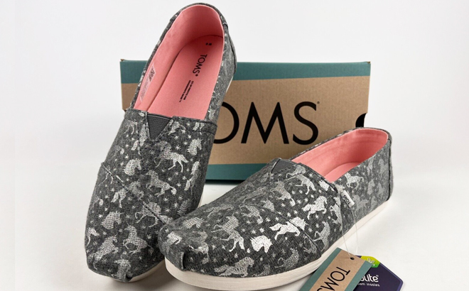 TOMS Womens Alpargata Unicorns Shoes 1