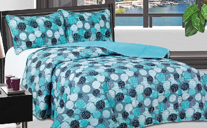 Turquoise Black Geometric 3 Piece Quilt Set Turquoise Black Geometric 3 Piece Quilt Set