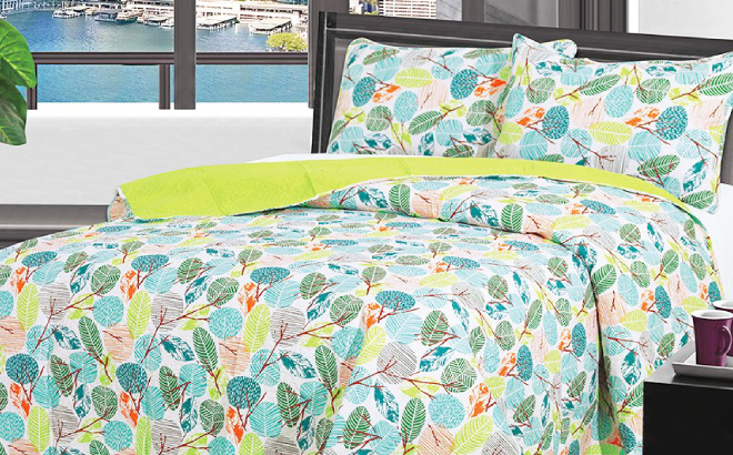 Twin Lime Sage Modern Leaves 3 Piece Quilt Set