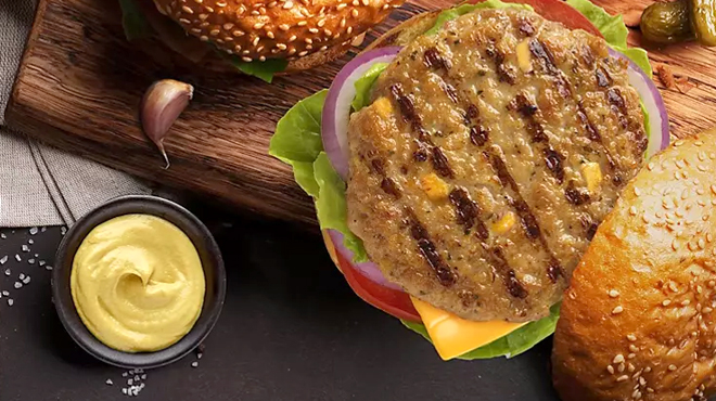 Amylu Charbroiled Fully Cooked Chicken Burger
