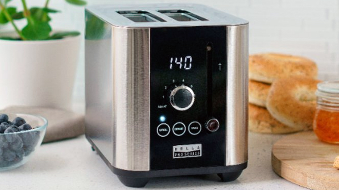 Bella Pro Series 2 Slice Digital Touchscreen Toaster 1
