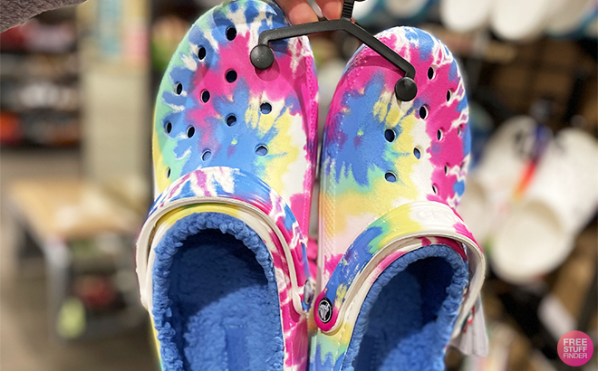 Classic Lined Tie Dye Clog 2