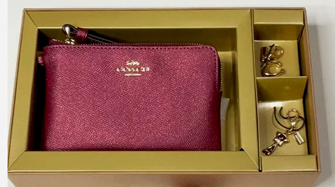 Coach Outlet Boxed Corner Zip Wristlet Coach Outlet Boxed Corner Zip Wristlet 2