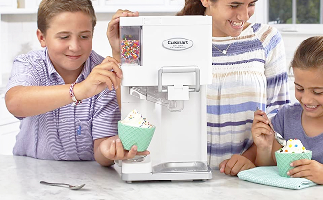 Cuisinart Mix It In Soft Serve 1 5 Quart Ice Cream Maker with Kids Cuisinart Mix It In Soft Serve 1 5 Quart Ice Cream Maker with Kids