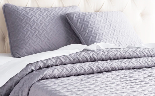 Dastan Coverlet 3 Piece Set Gray Color