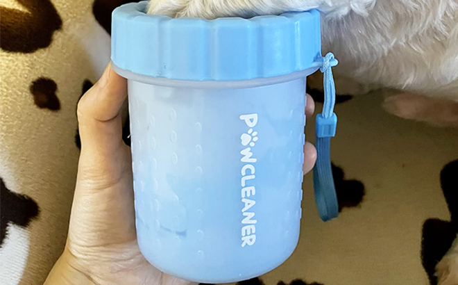 Dog Paw Cleaner with Dog