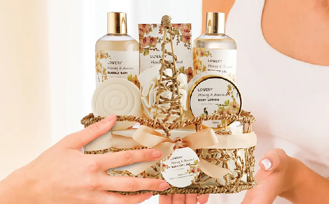 Honey Almond Scent Home Spa 7 Piece Gift Set