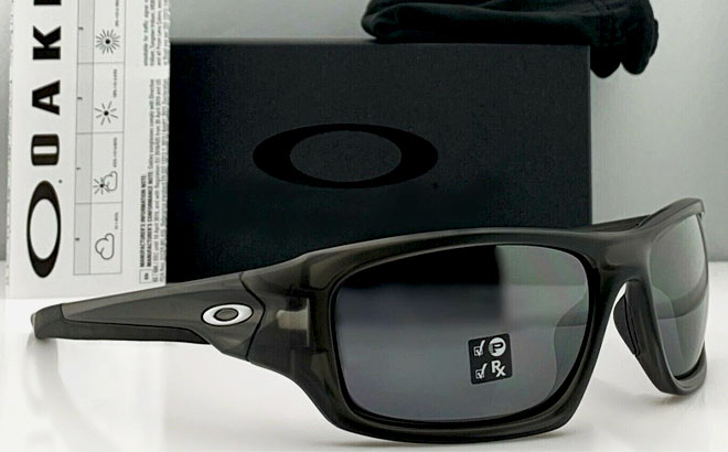 Oakley Mens Valve Polarized Sunglasses 1
