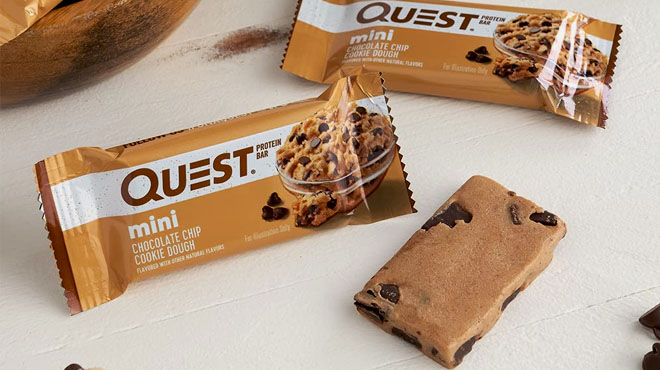 Quest Mini Chocolate Chip Cookie Dough Protein Bars 14 count