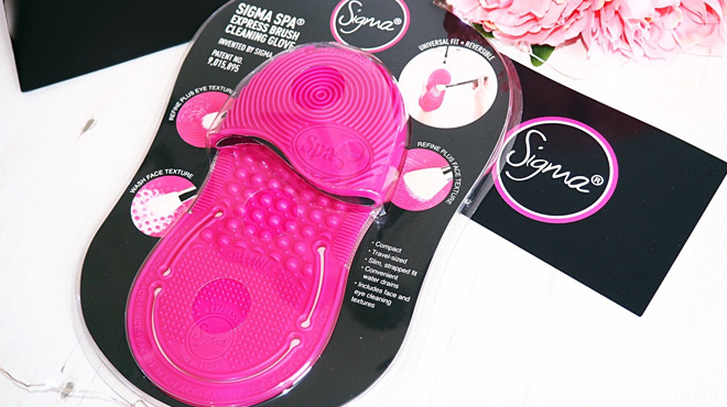 Makeup Brush Cleaning Glove Makeup Brush Cleaning Glove