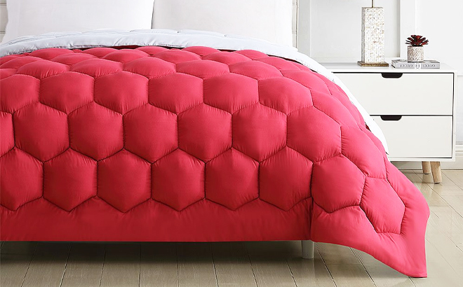 Spirit Linen Home Cranberry Gray Honeycomb Comforter