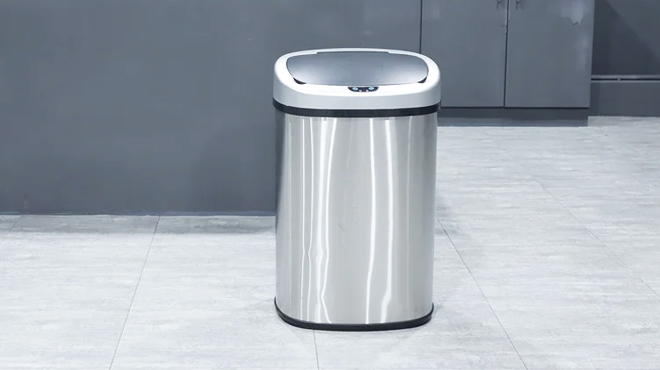 Totti 13 Gallons Steel Motion Sensor Trash Can