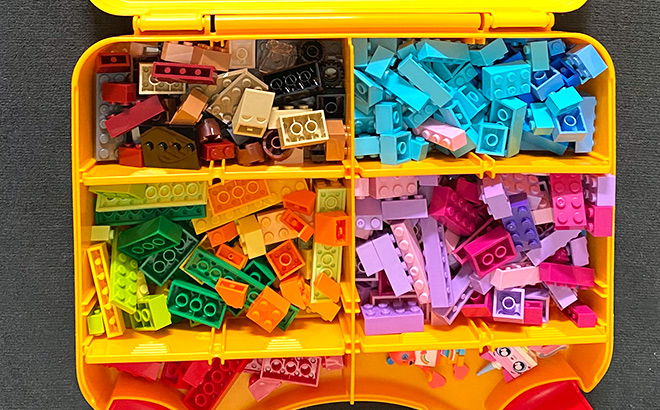 LEGO Classic 213-Piece Suitcase Kit