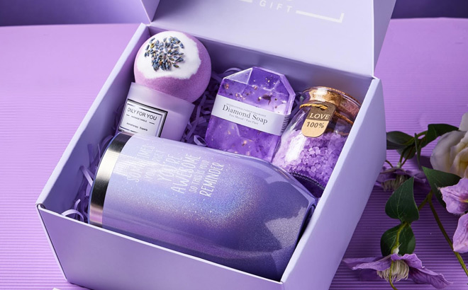 Lavender Spa Gift Basket Set