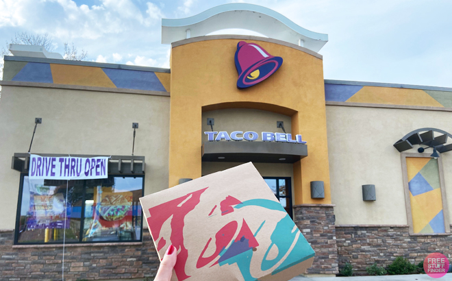 Taco Bell Front Store View