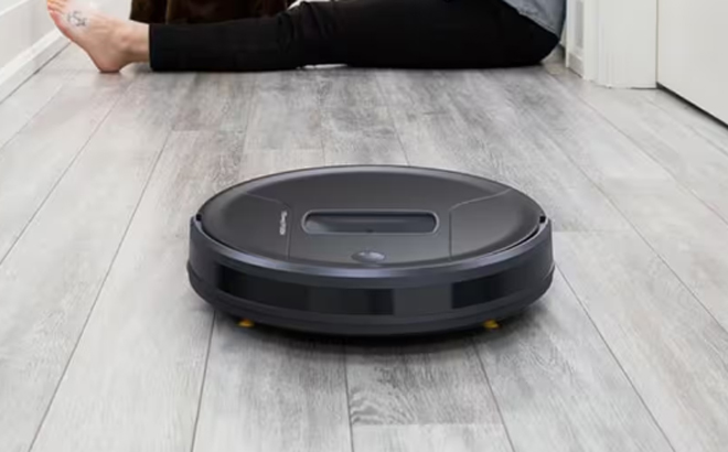 bObsweep Wi Fi Connected Vacuum Cleaner On Floow