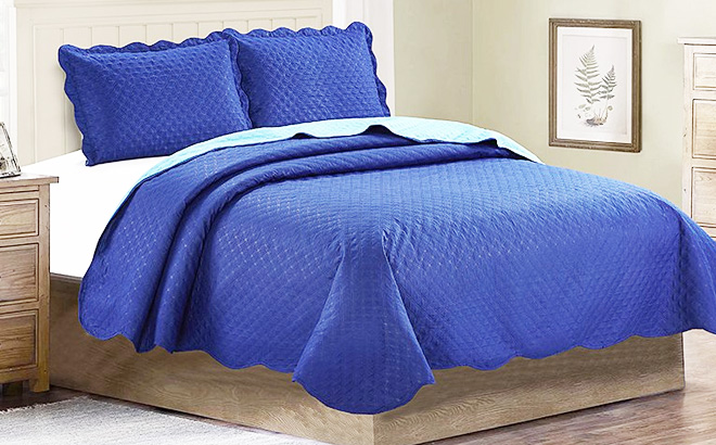 Blue Aqua Sherry Reversible Quilt Set