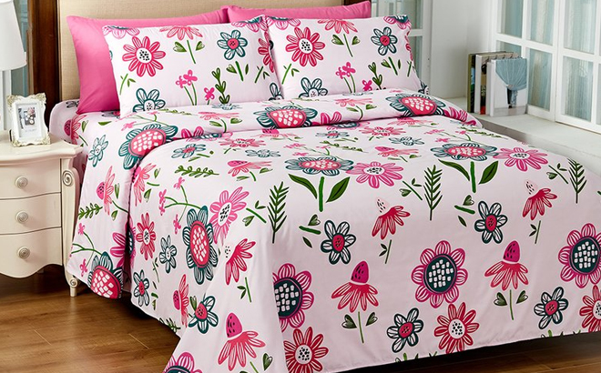 Glory Home Designs Six Piece Sheet Set in Pink Fuchsia Floral design