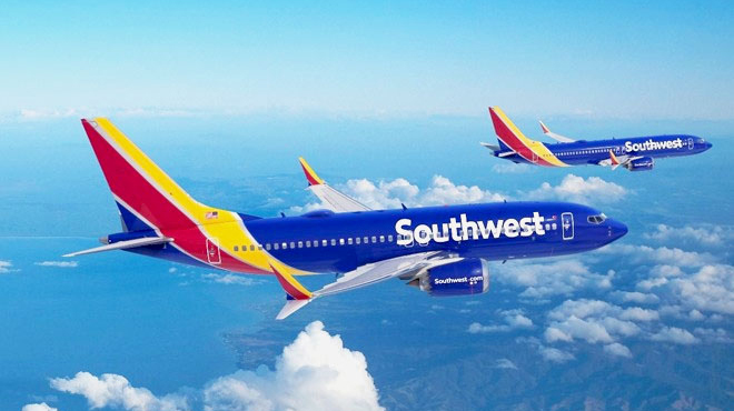 Southwest Airplanes flying