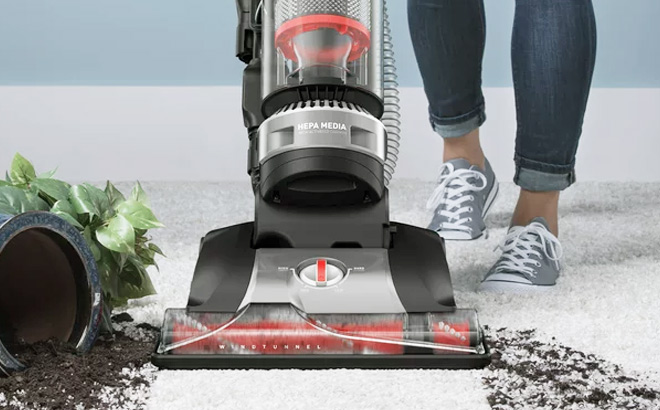 Hoover WindTunnel High Performance Pet Vacuum Cleaner